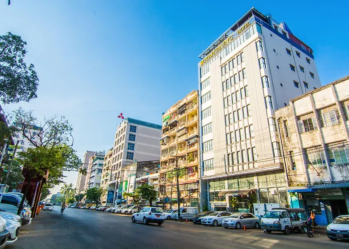 Botahtaung Hotel